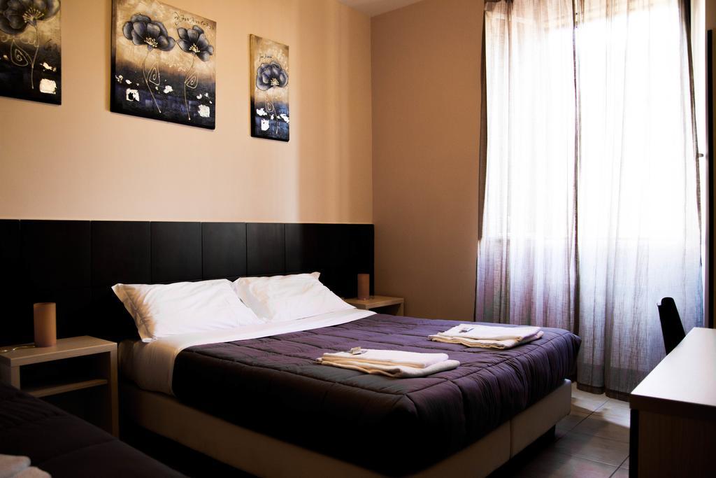 Mosaic Central Pensión Roma Habitación foto